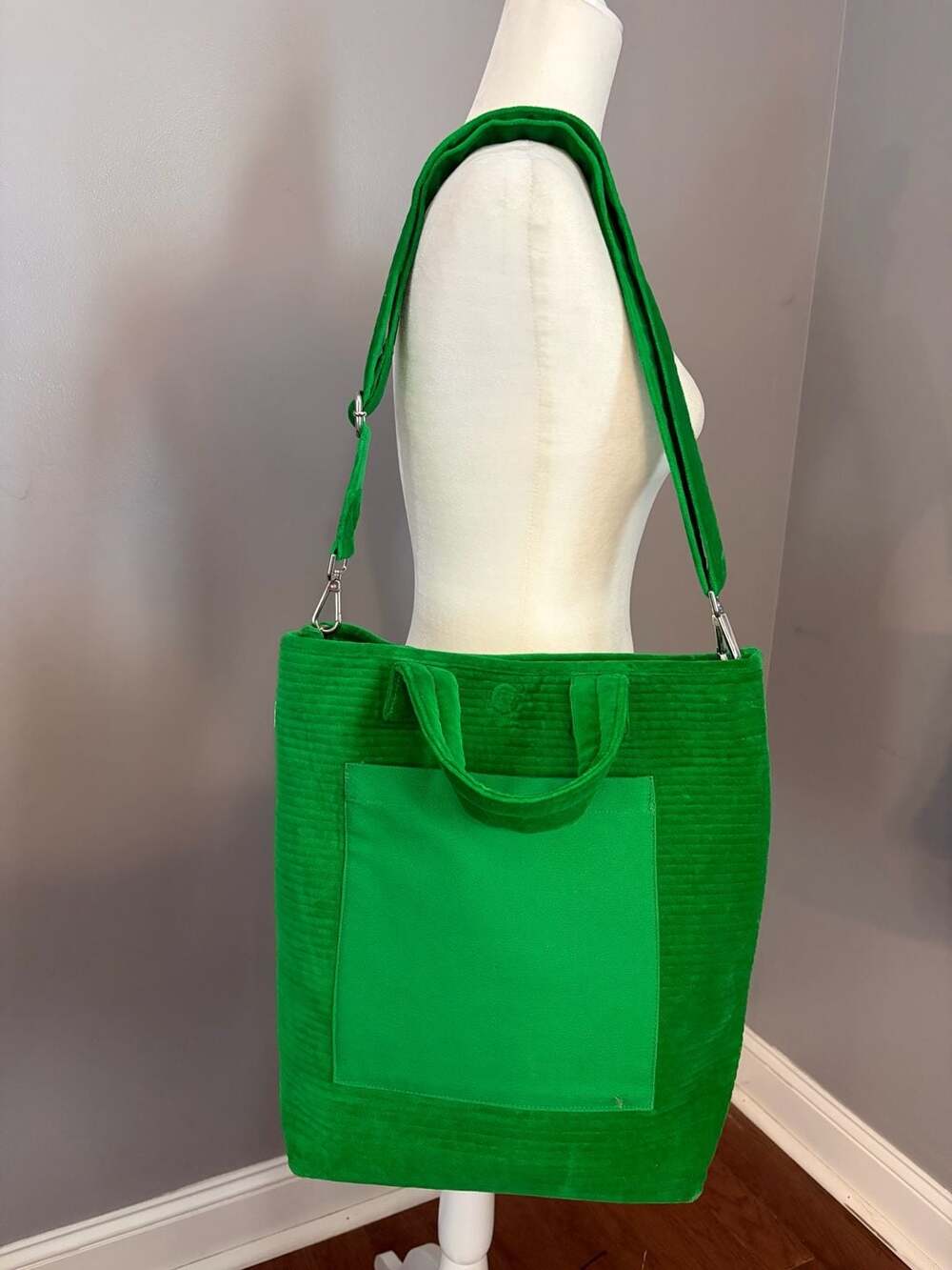Green Corduroy Tote Bag with Crossbody Strap and Outer Pocket